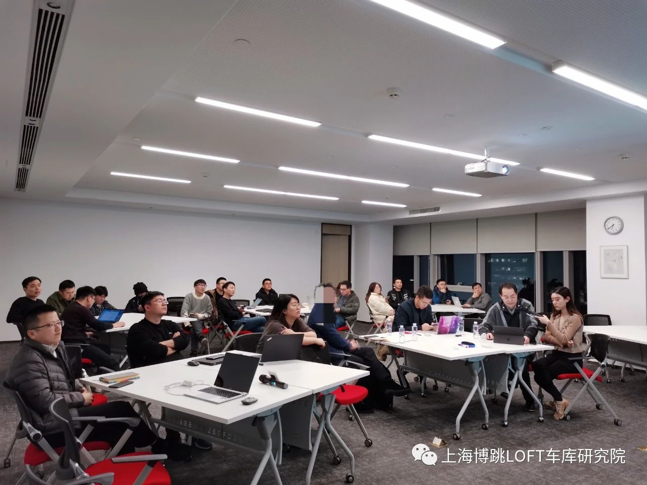 黄石杭州LOFT车库专题会